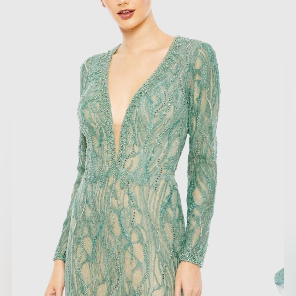 Mac Duggal Beaded Illusion Long Sleeve Plunge Neck Gown size 4 sold out… - Picture 4 of 15